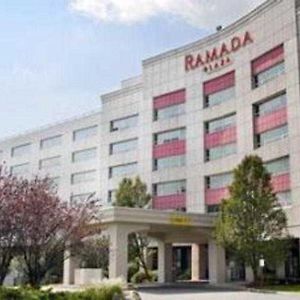 Ramada Plaza Hotel Jfk International Airport